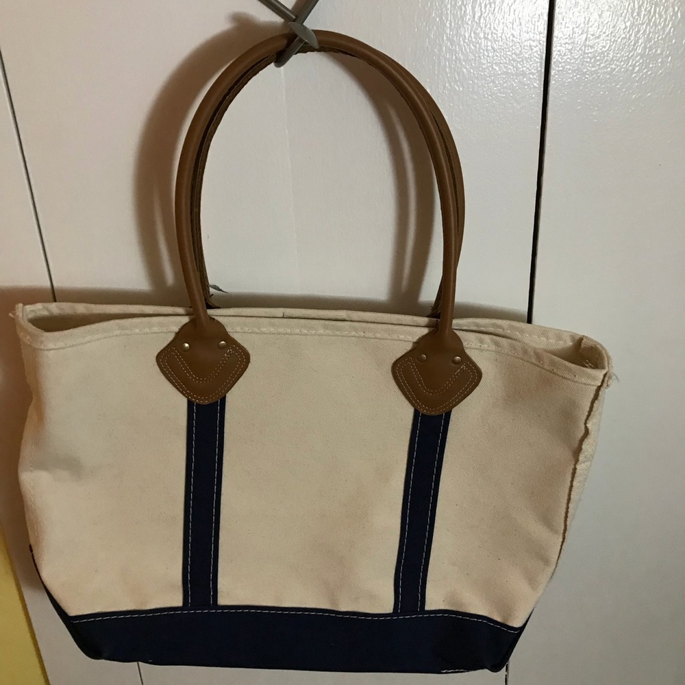 LLBean tote, medium with leather handles